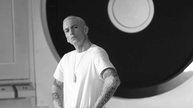 Berzerk (Artist: Eminem)