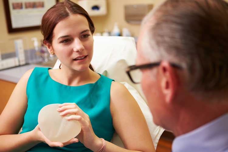 Qualifying For Breast Implant Compensation Claims