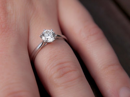 Smart Tips To Buy An Engagement Ring Of High Quality