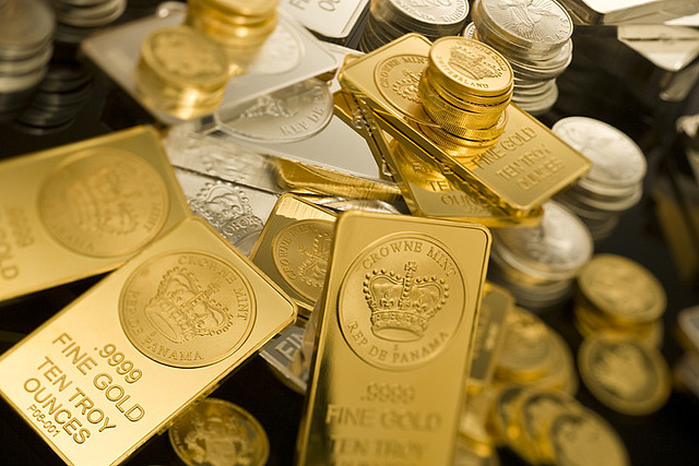 4 Things To Consider Before Buying Gold