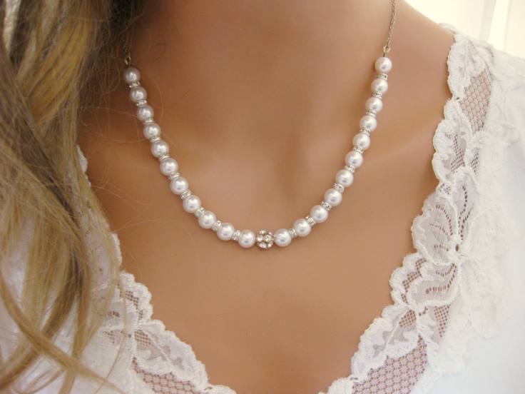 How To Choose The Perfect Bridal Pearl Jewelry