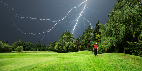 Stay Safe When Caught On A Golf Course During Lightning