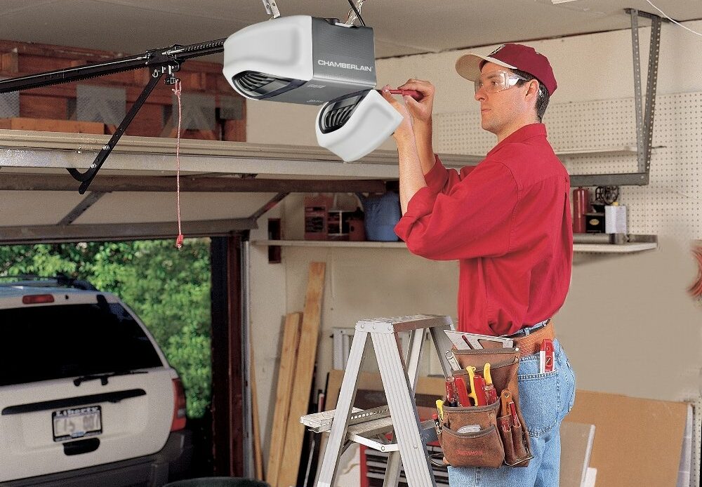 Garage Door Opener Repair - Garage Door Opener Repair %E2%80%93 DIY Fixes 1000x694