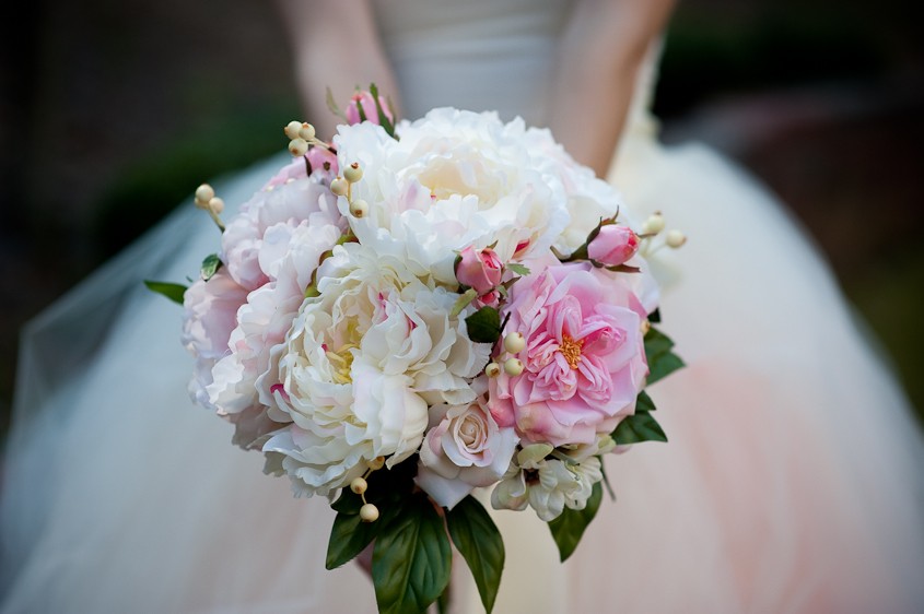 Budget Wedding? Silk Flowers Are Ideal Solution!