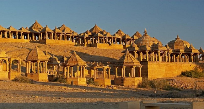 Embrace The Colourful Life Of Rajasthan At Jodhpur and Jaisalmer