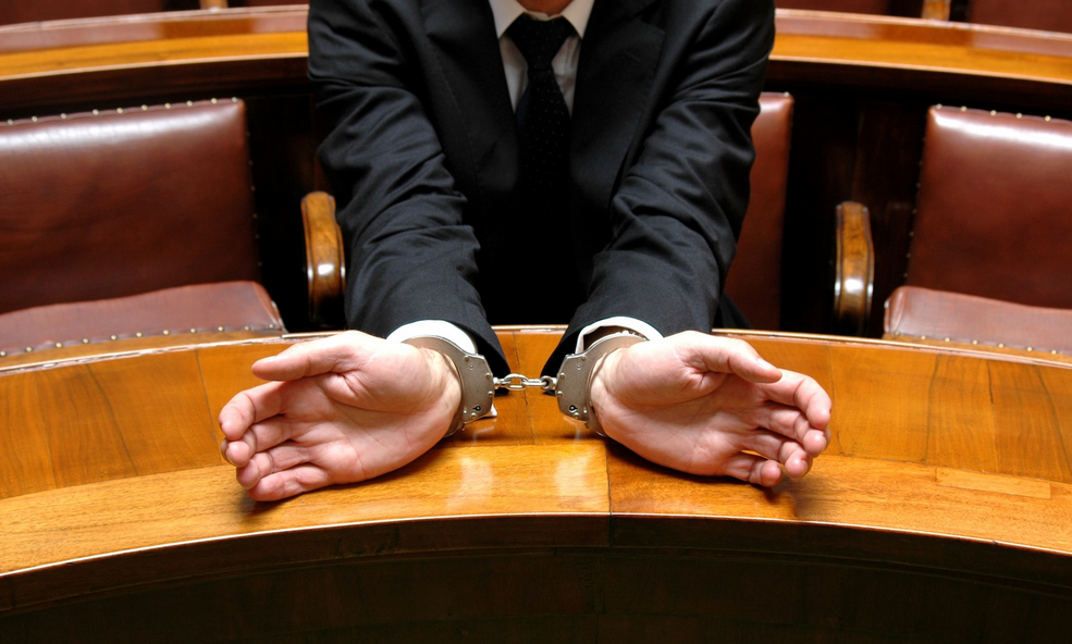 2 Role and Responsibilities Of Local Criminal Defense Attorney
