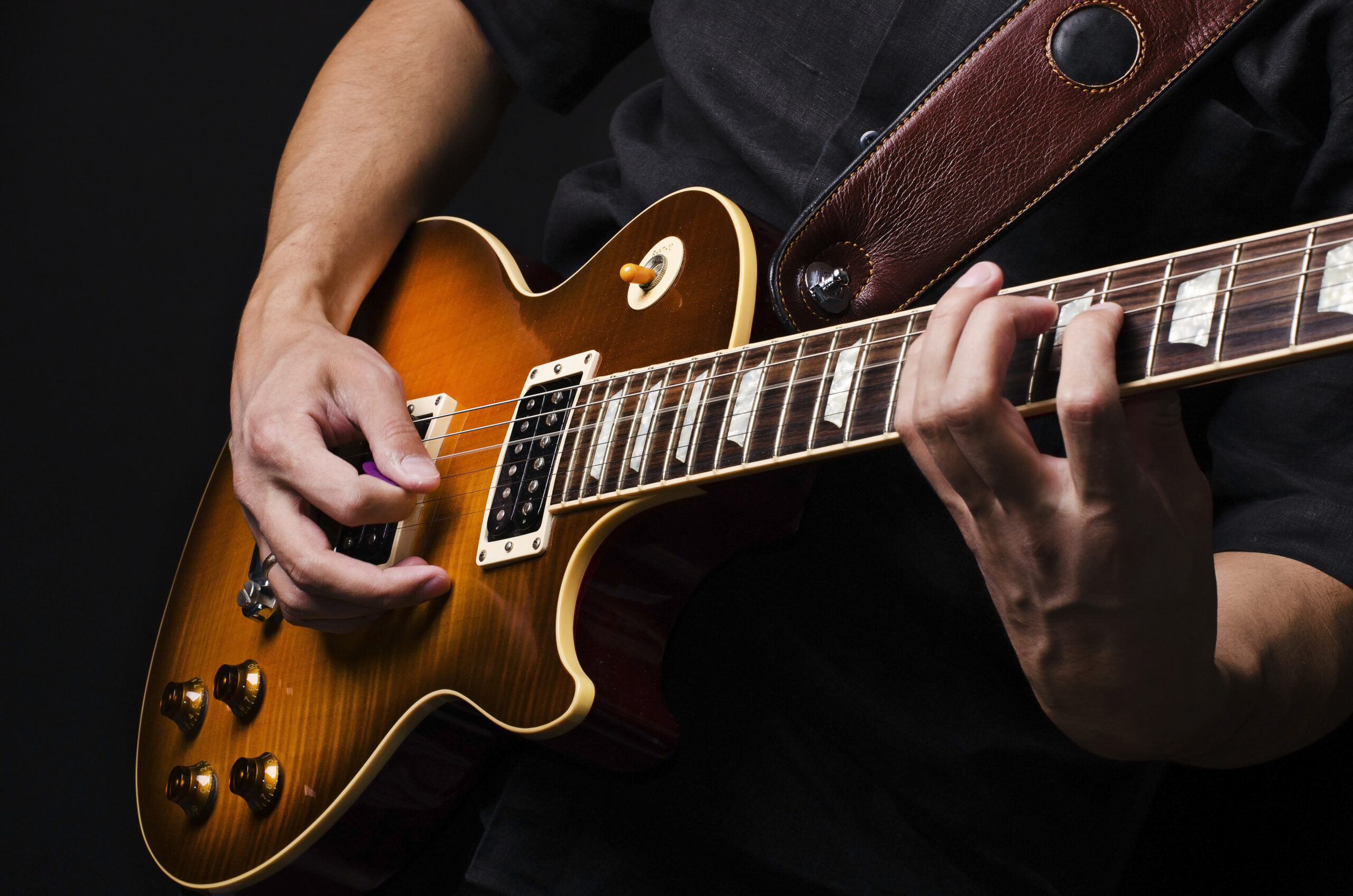 Top Things To Keep In Mind While Buying A New Guitar