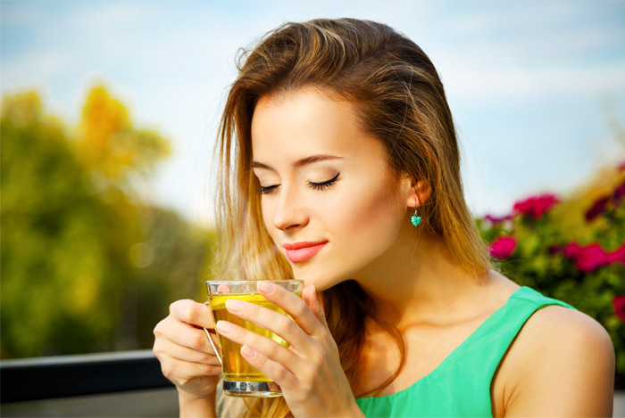 Life-Sustaining Reasons To Drink Green Tea