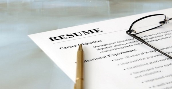 what-job-seekers-want-to-know-about-resume-builders