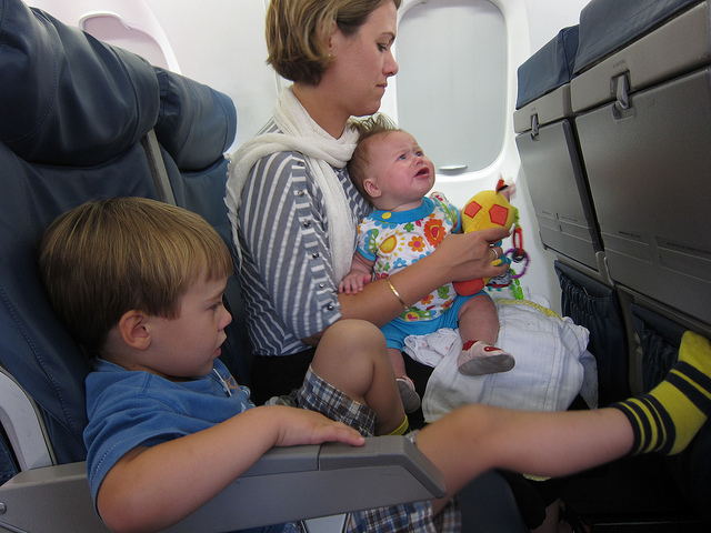 Flying With Kids: 4 Tips For Stress-Free Air Travel!