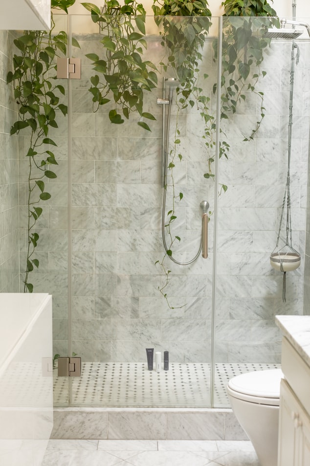 5 Reasons Why A Standing Shower Is Right  For Your Master Bathroom