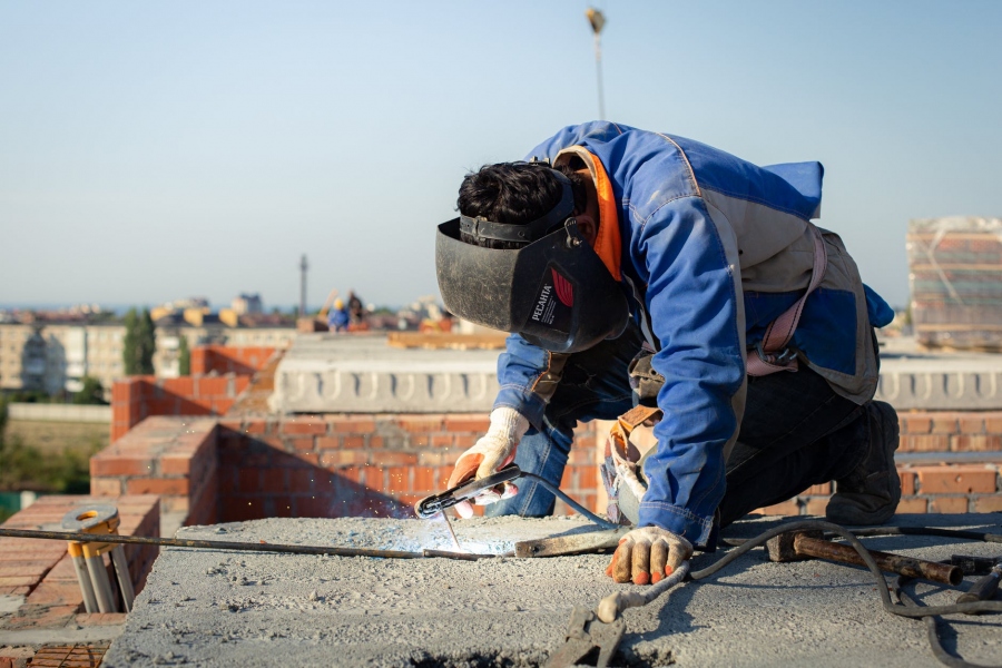 Need Help Building Your Roof? Use These 5 Tips For Guidance